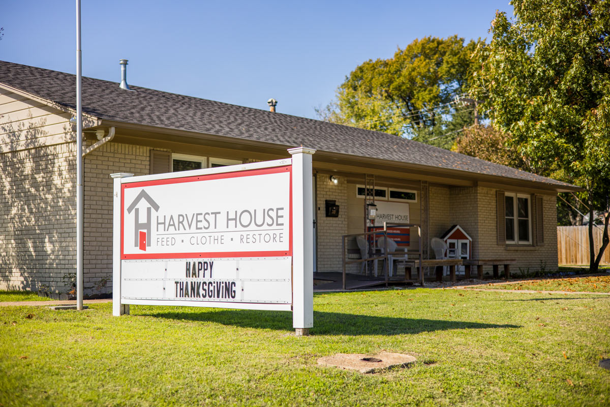 harvest house burleson resource help from homeless to senior citizens, individuals and families in crisis to people who need longer assistance to get back on their feet