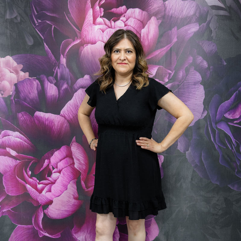 hair with flair salon burleson joshua precision haircuts, vibrant and custom hair color, hair extensions, rejuvenating massages, body treatments, facials, sunless tanning, Gloria Lopez